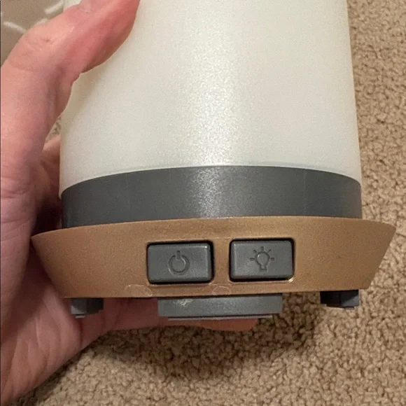 Young Living Diffuser - Picture 7 of 8